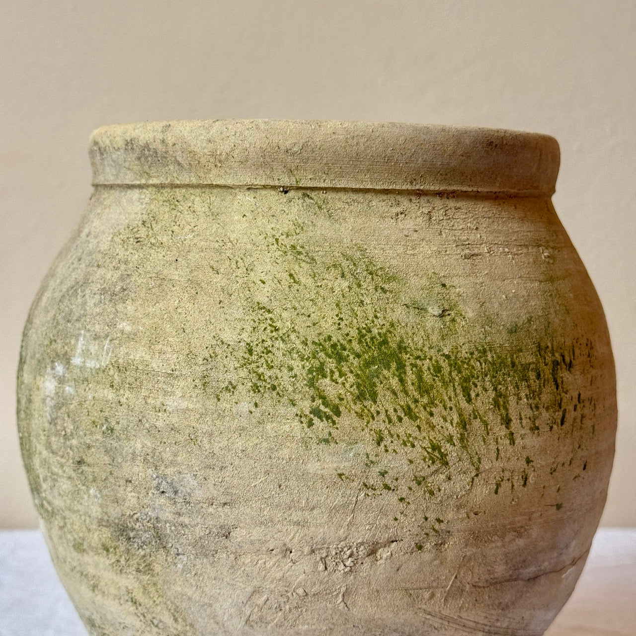 JARRÓN IRREGULAR DE TERRACOTA Nº2