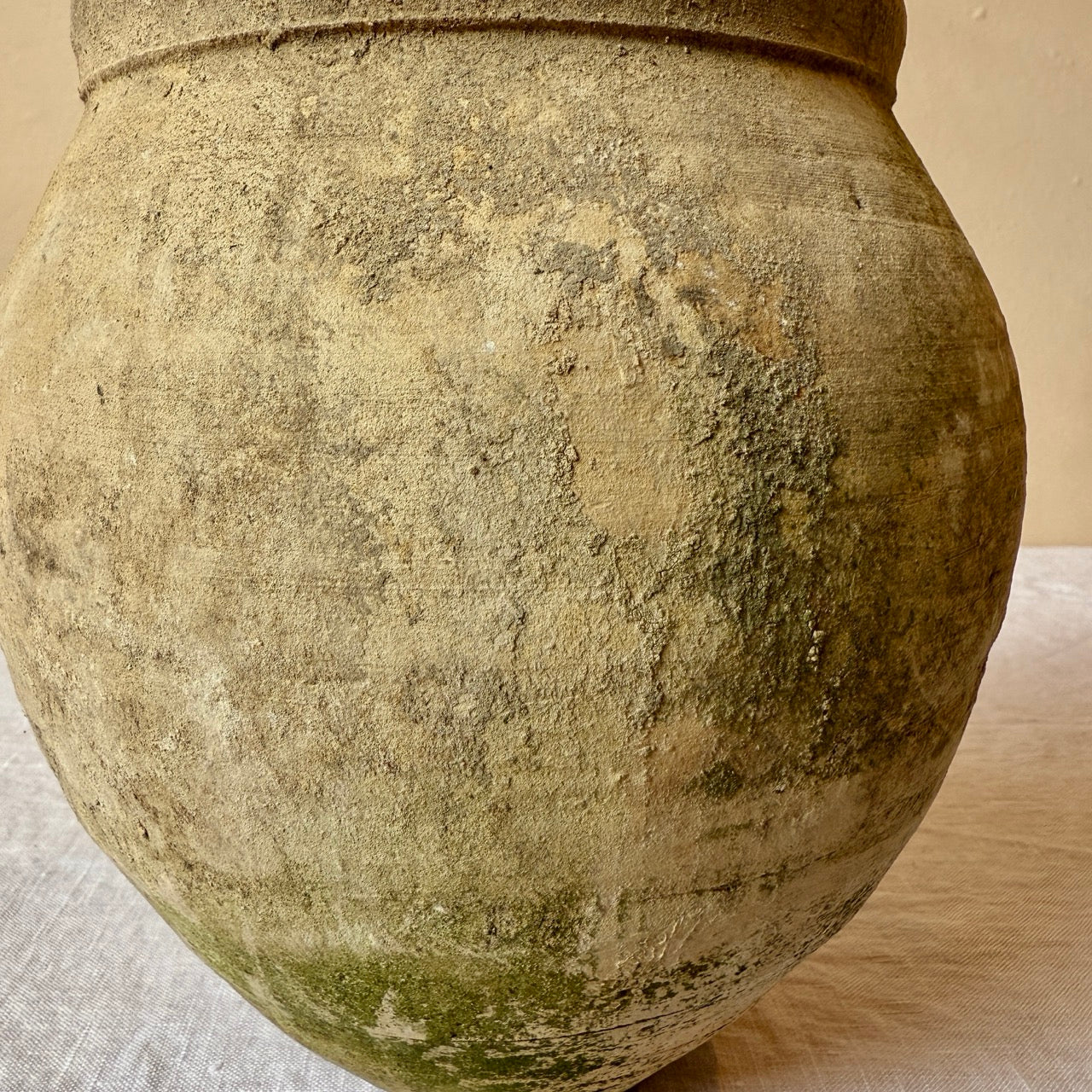 JARRÓN IRREGULAR DE TERRACOTA Nº2