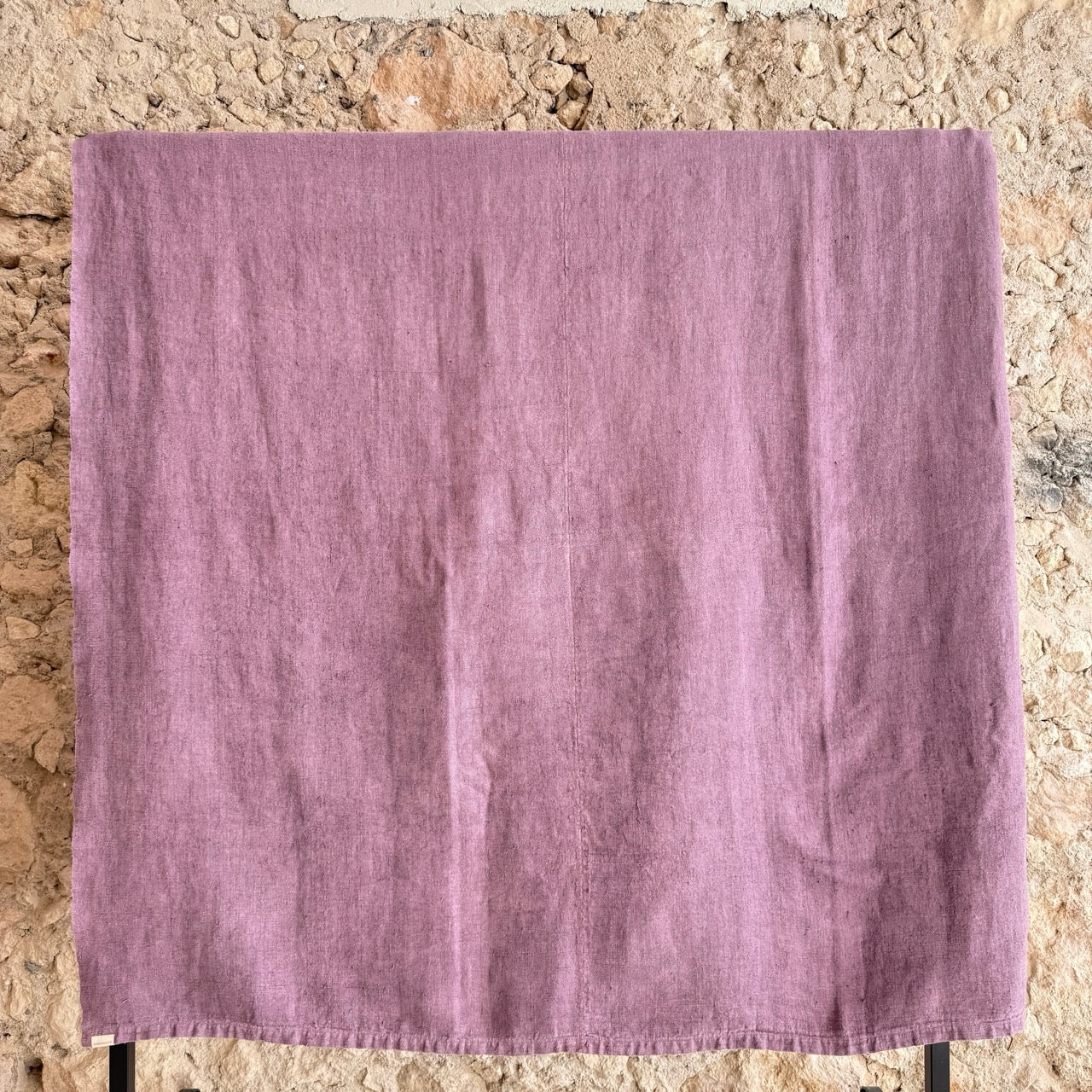 COLCHA DE LINO ANTIGUO PÚRPURA