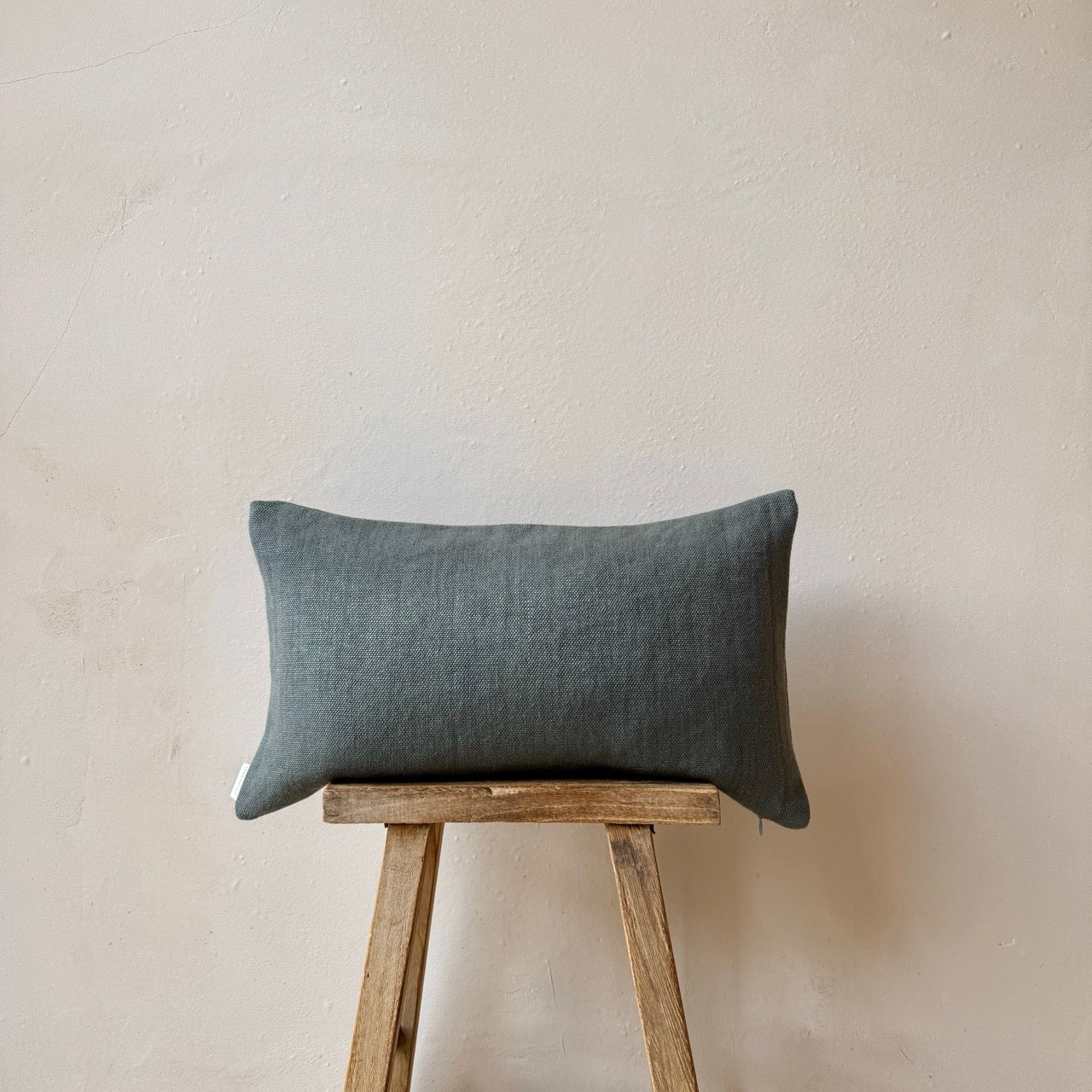 FUNDA DE COJÍN LINO GRUESO GRIS OSCURO 50x30
