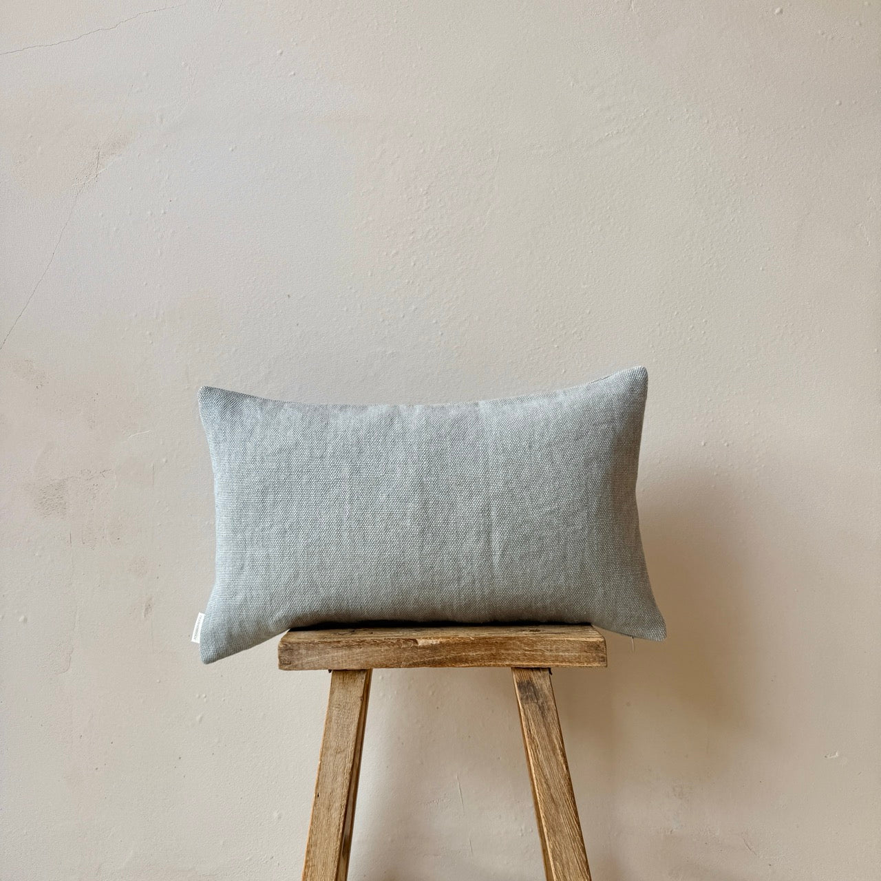 FUNDA DE COJÍN LINO GRUESO GRIS CLARO 50x30