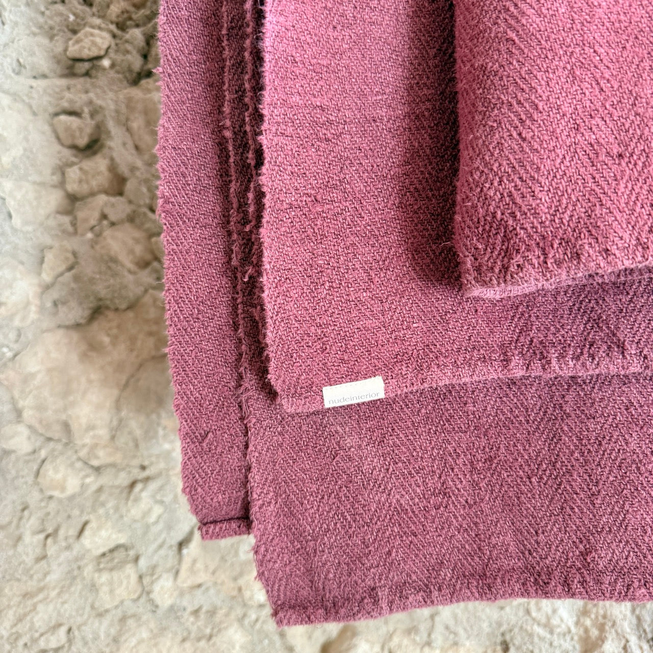 COLCHA DE LINO ANTIGUO ROSADO