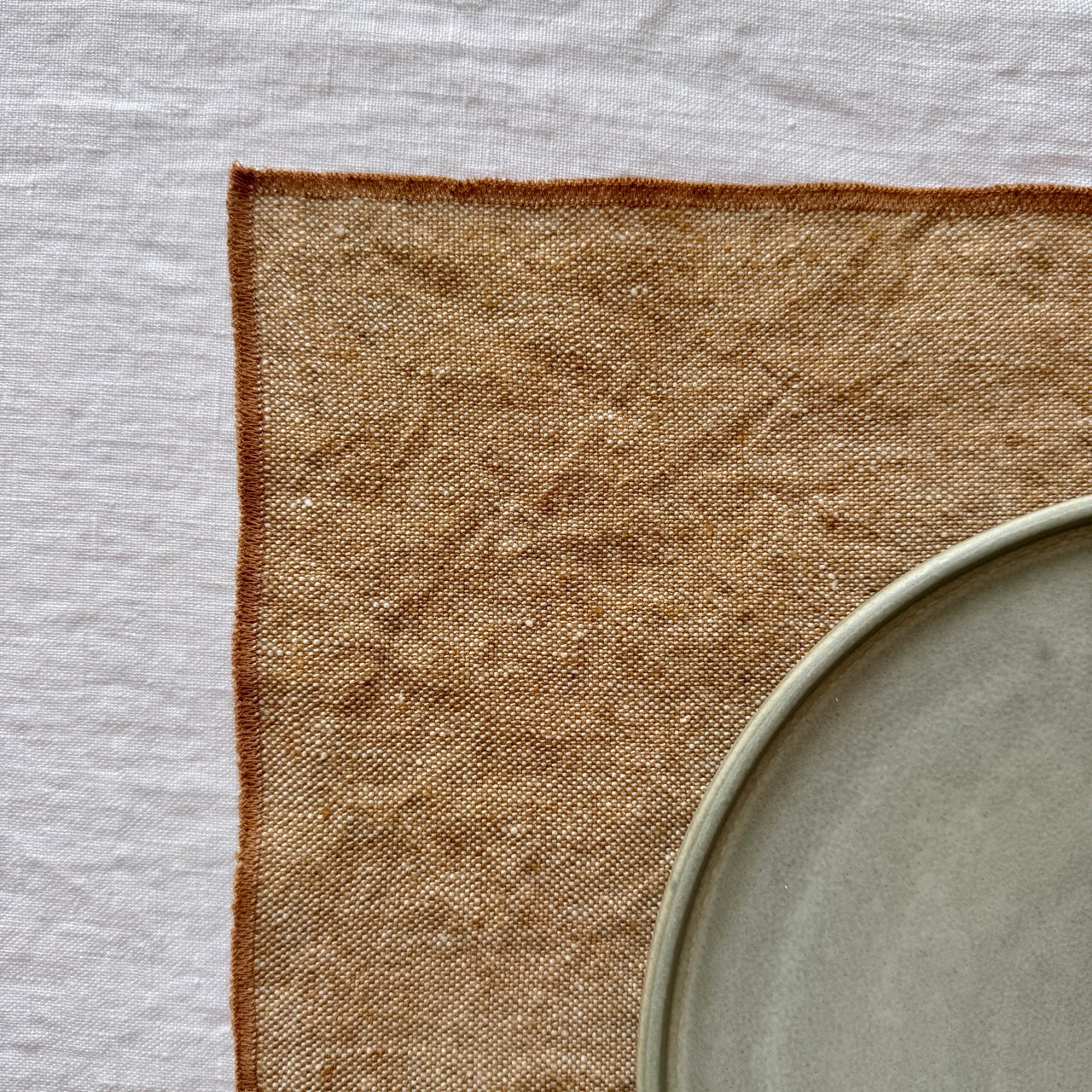 MANTEL INDIVIDUAL DE LINO