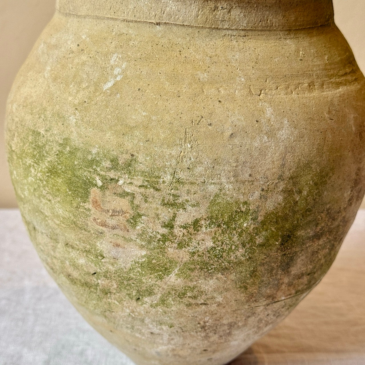 JARRÓN IRREGULAR DE TERRACOTA Nº1