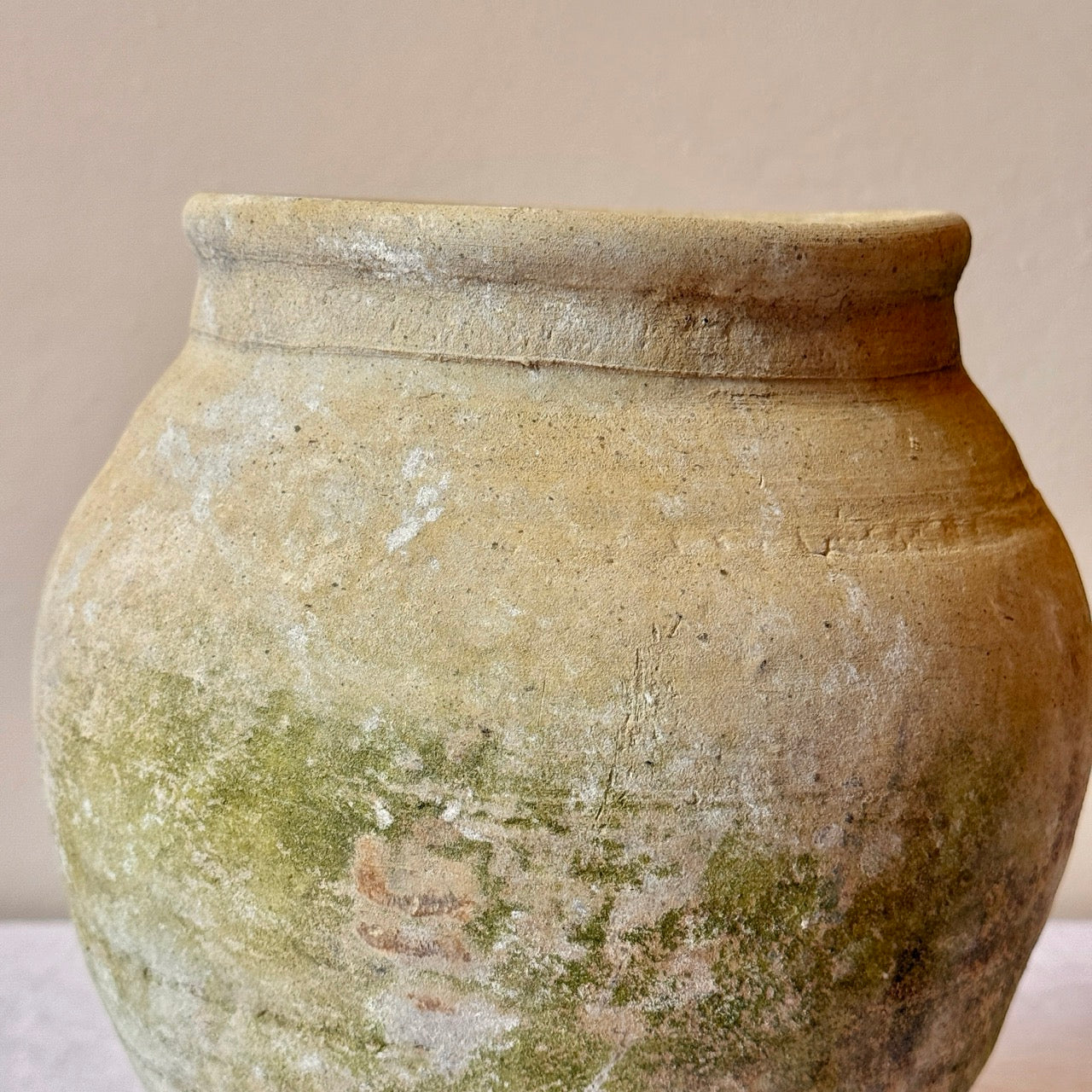 JARRÓN IRREGULAR DE TERRACOTA Nº1