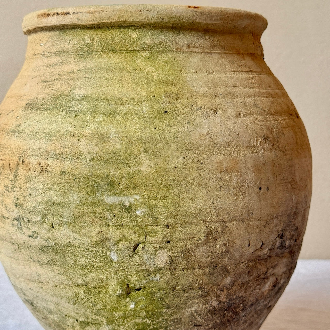 JARRÓN IRREGULAR DE TERRACOTA Nº3