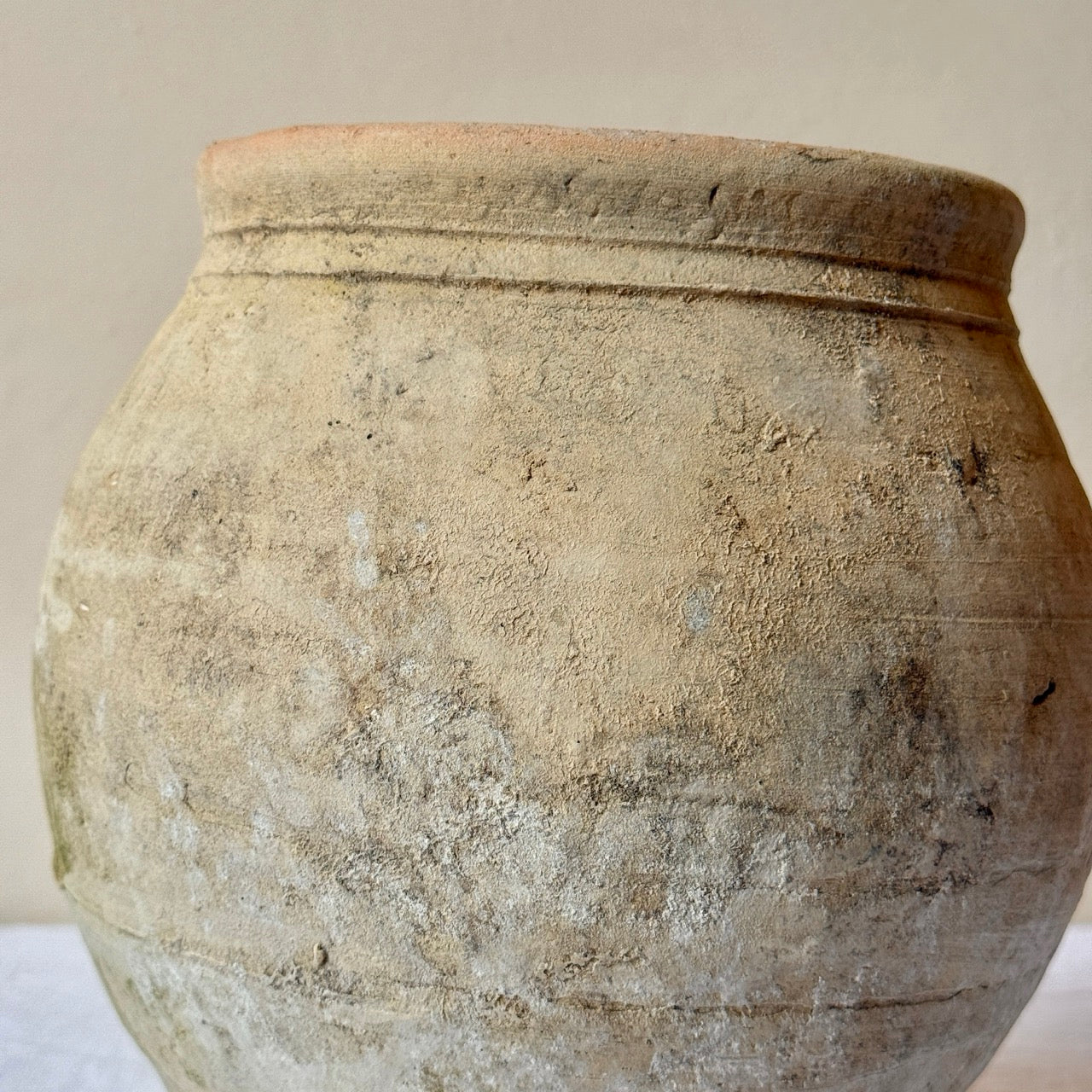JARRÓN IRREGULAR DE TERRACOTA Nº4