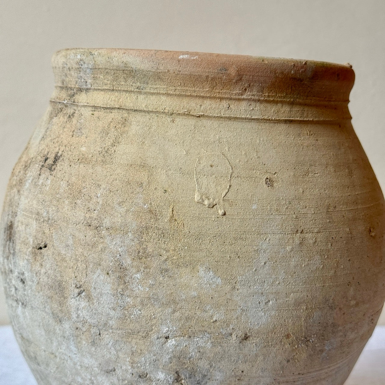 JARRÓN IRREGULAR DE TERRACOTA Nº4