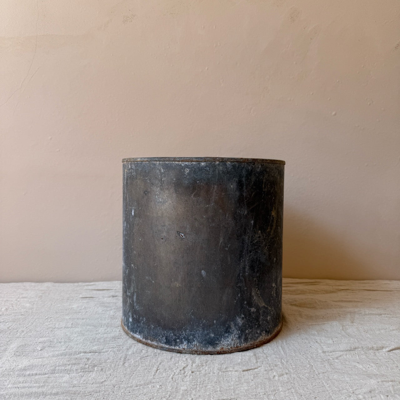 MACETA METAL PEQUEÑA