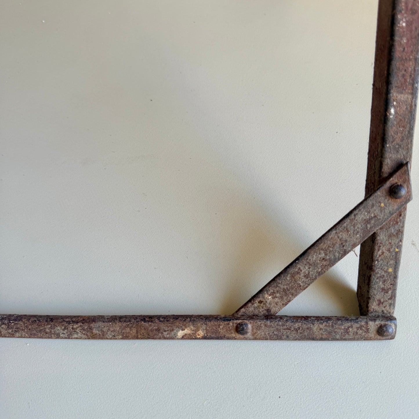 MESA DE HIERRO PLEGABLE FRANCESA